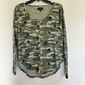 Womens Lucky Brand Scoop Neck Top Shirt Green Camo Thermal Waffle Raw Edge Small